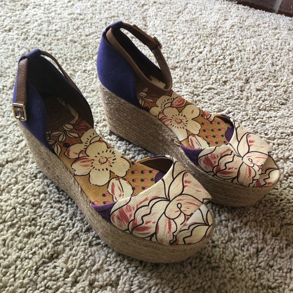 Tory Burch Shoes - Tory Burch Sandals